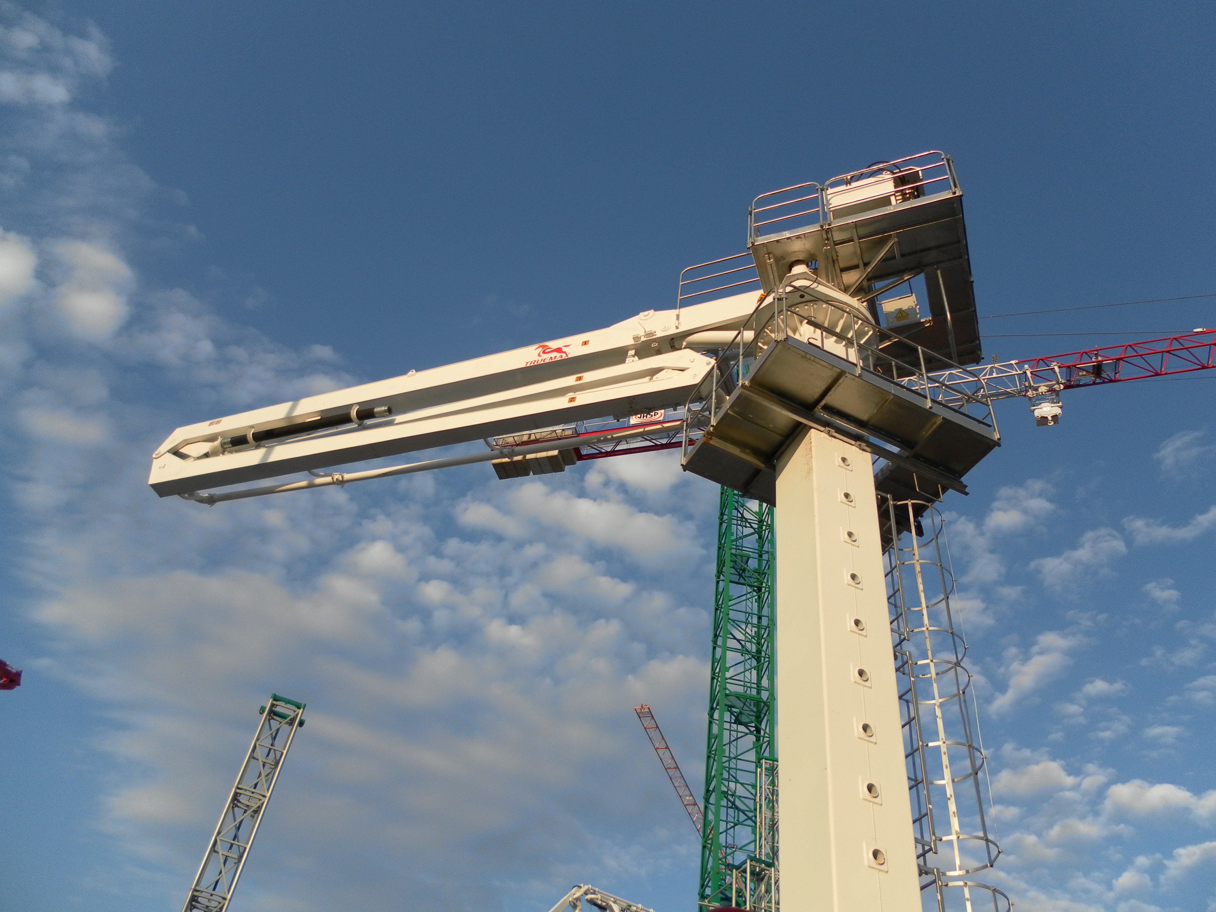 混凝土布料機(jī) 混凝土布料機(jī)